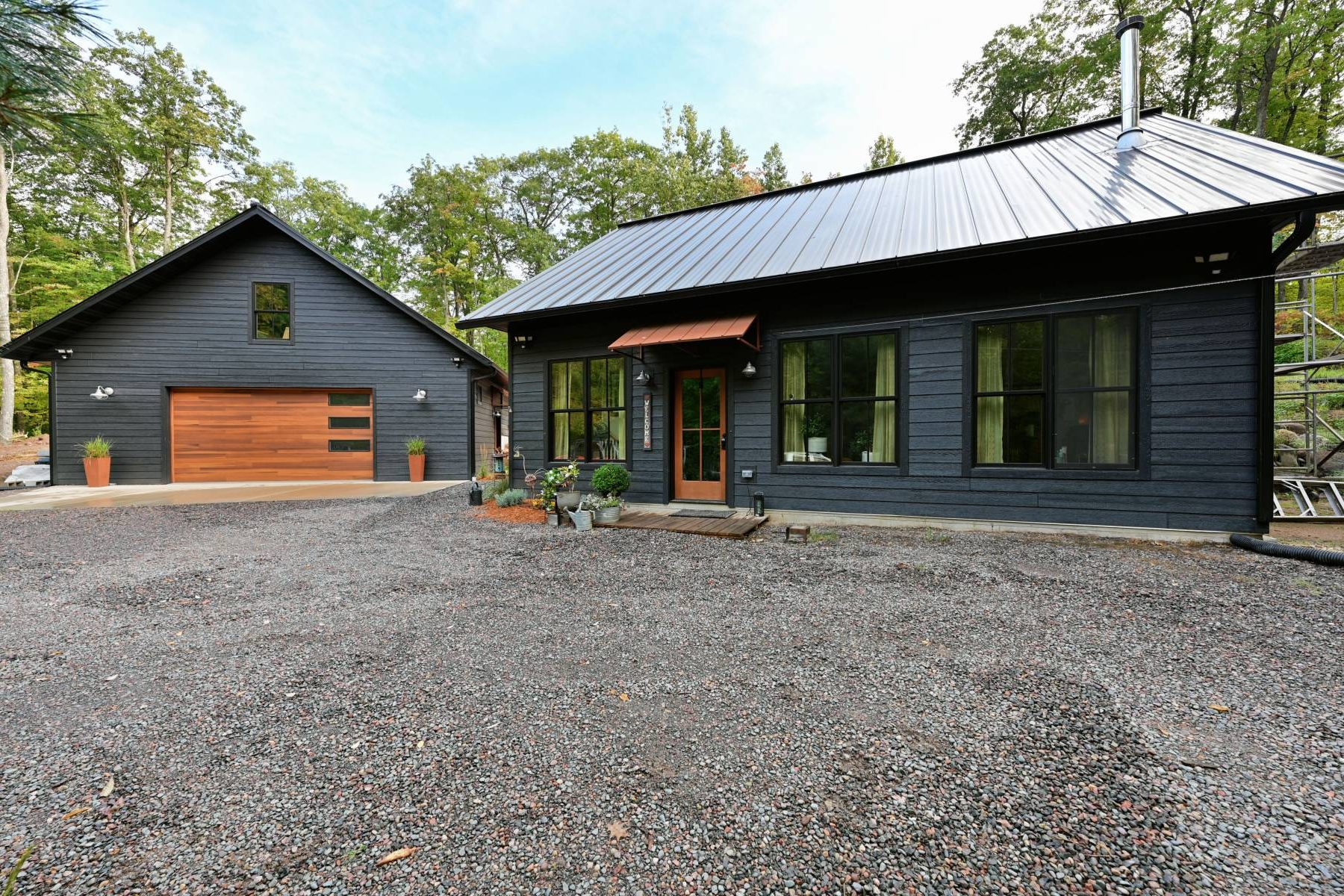New Hayward, WI Home & Garage